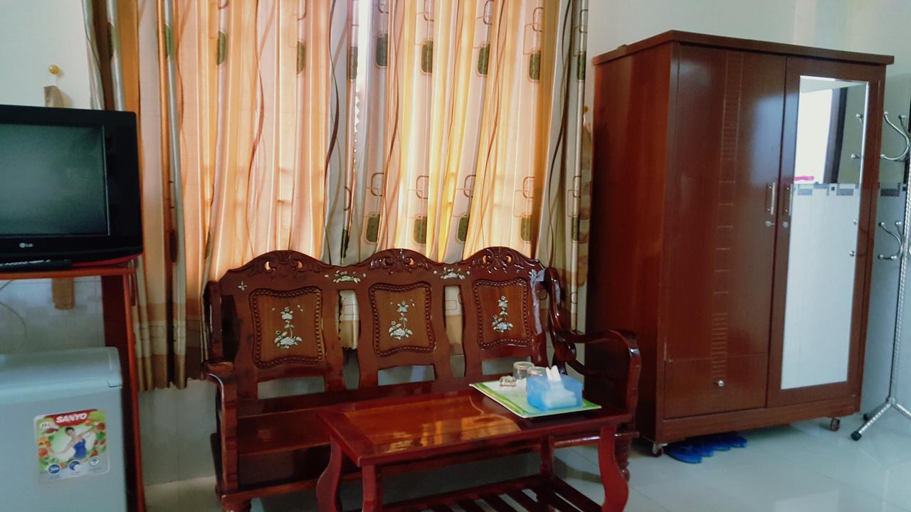 Huynh Nhu Hotel Cà Mau Exterior photo